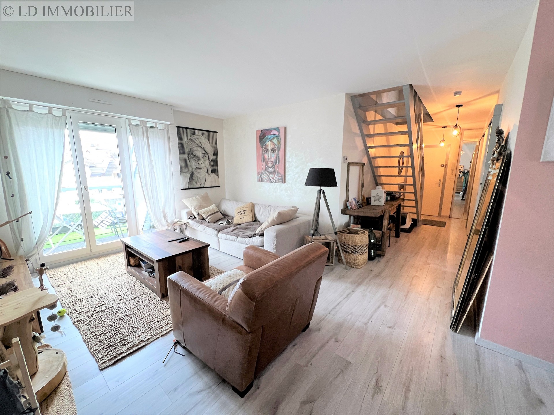 Vente appartement - CHALLES LES EAUX 98 m², 5 pièces